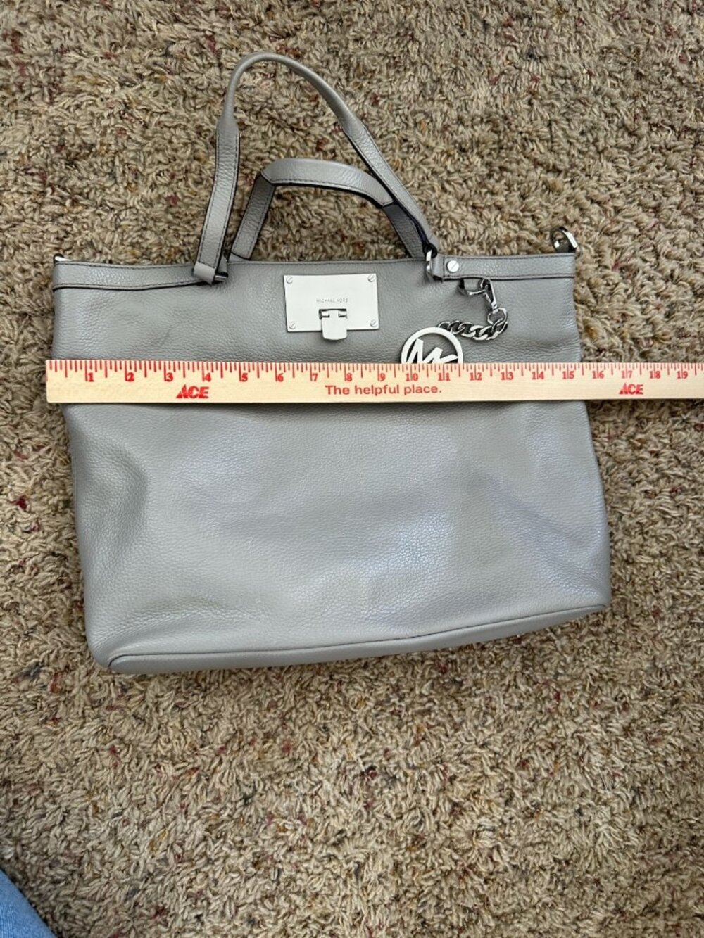 Michael Kors Grey Pebbled Leather Tote Bag Logo Lining Silver Hardware & Charm - Picture 9 of 9